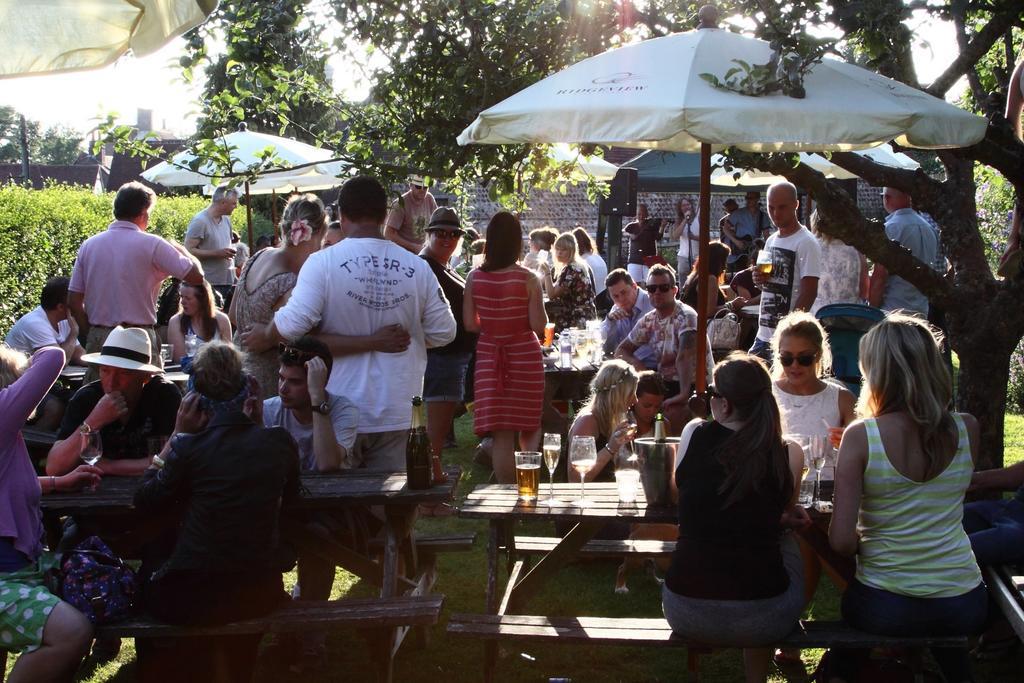 The Bull Ditchling Exterior foto